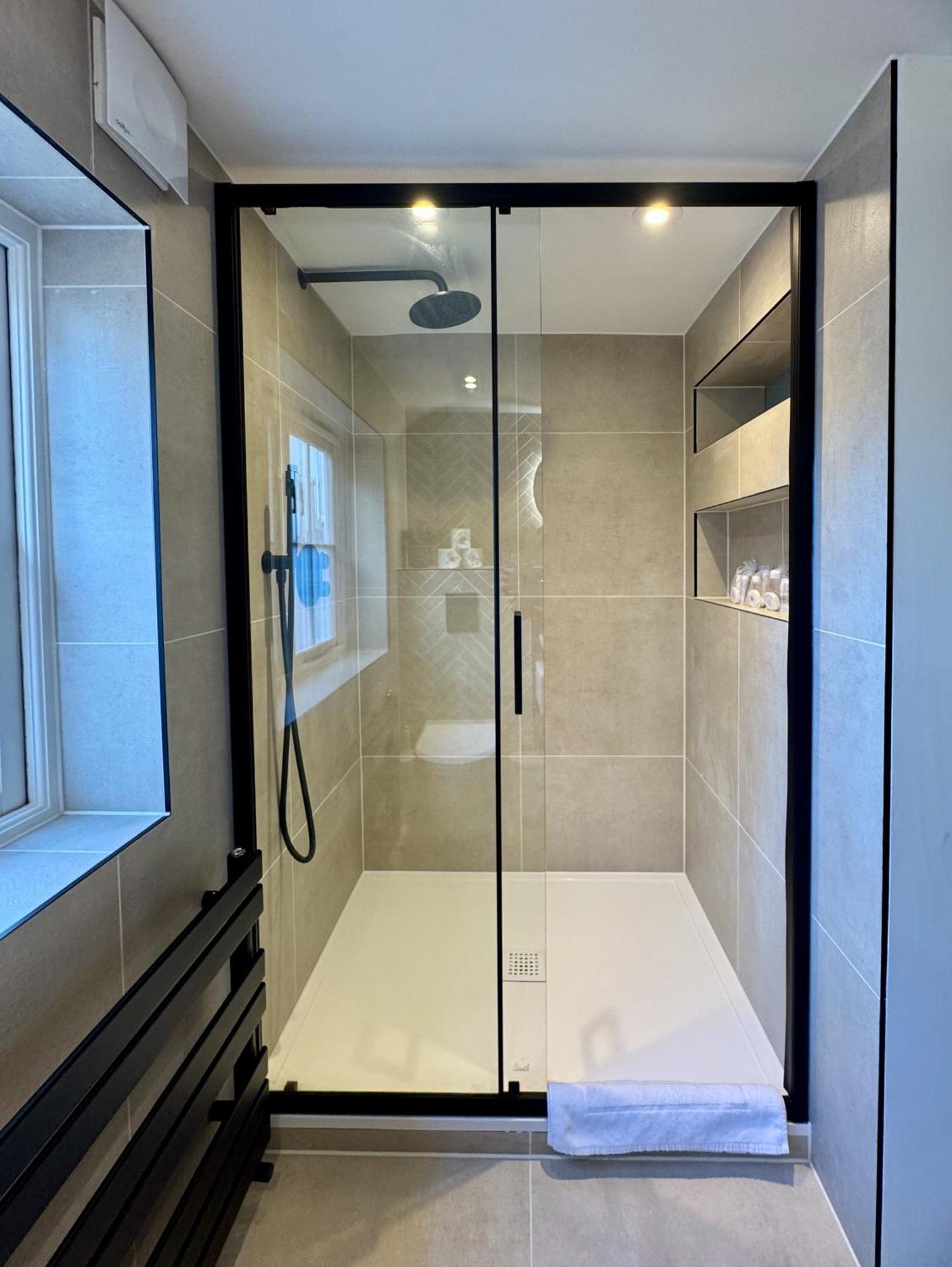 Beautiful One Bedroom Apartment In Soho Londra Dış mekan fotoğraf